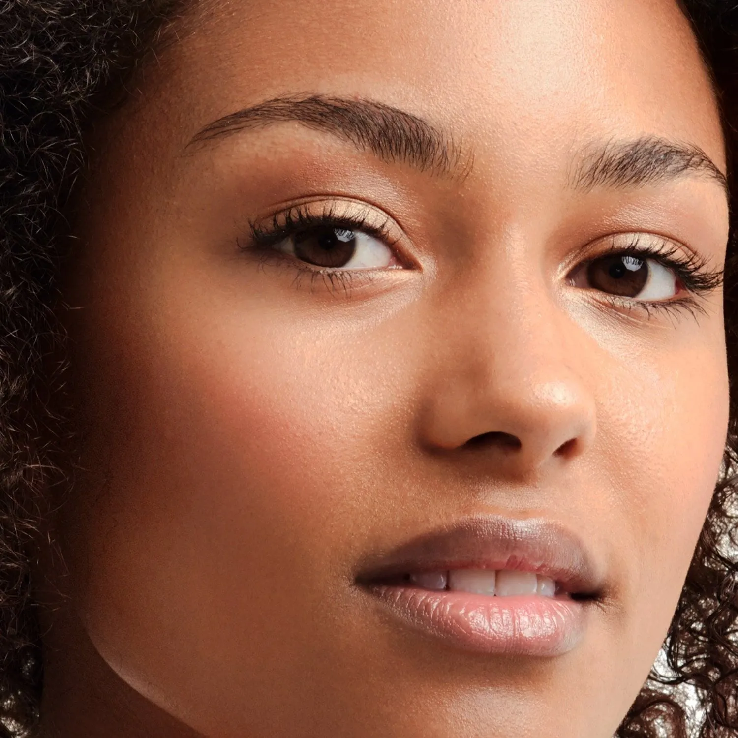 Silk 4-in-1 Advanced Airbrush Foundation