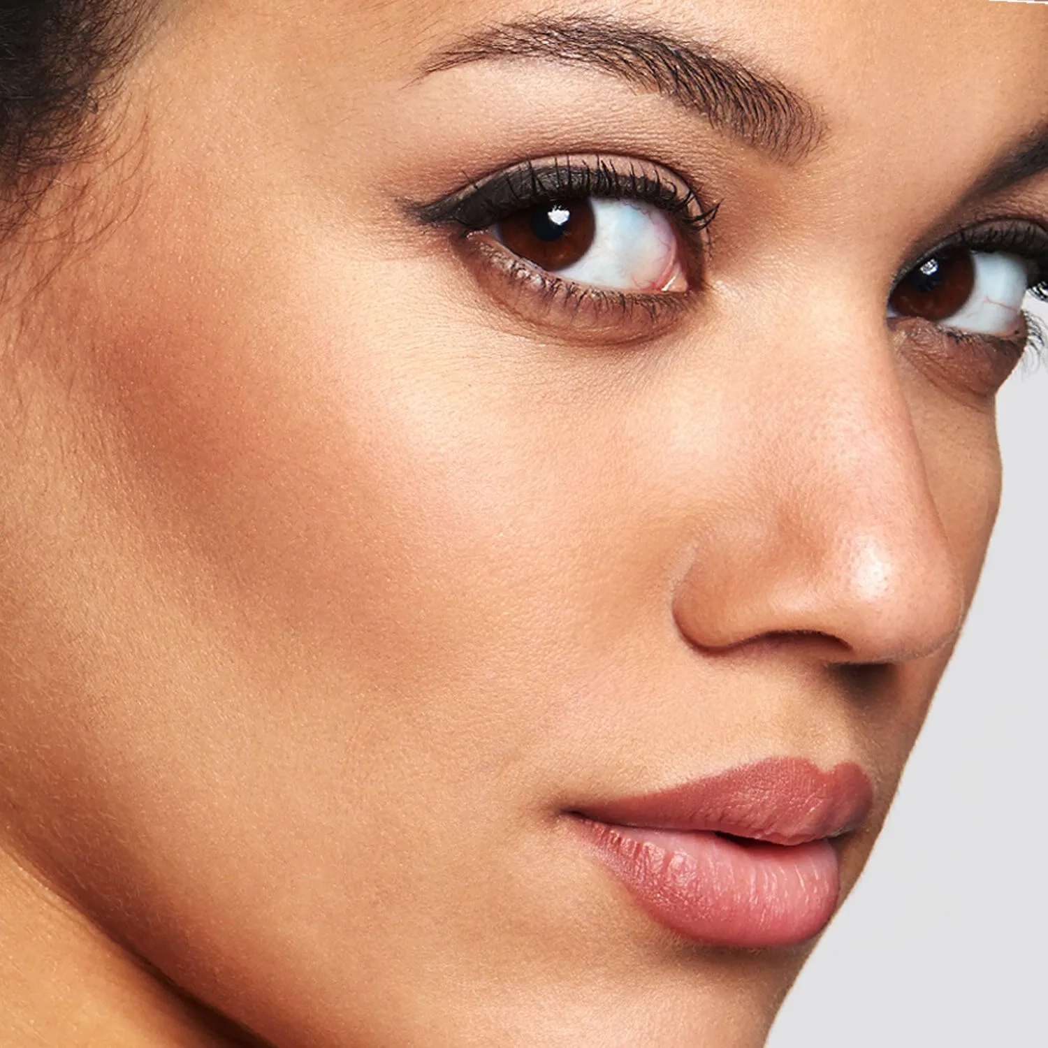 Silk 4-in-1 Advanced Airbrush Foundation